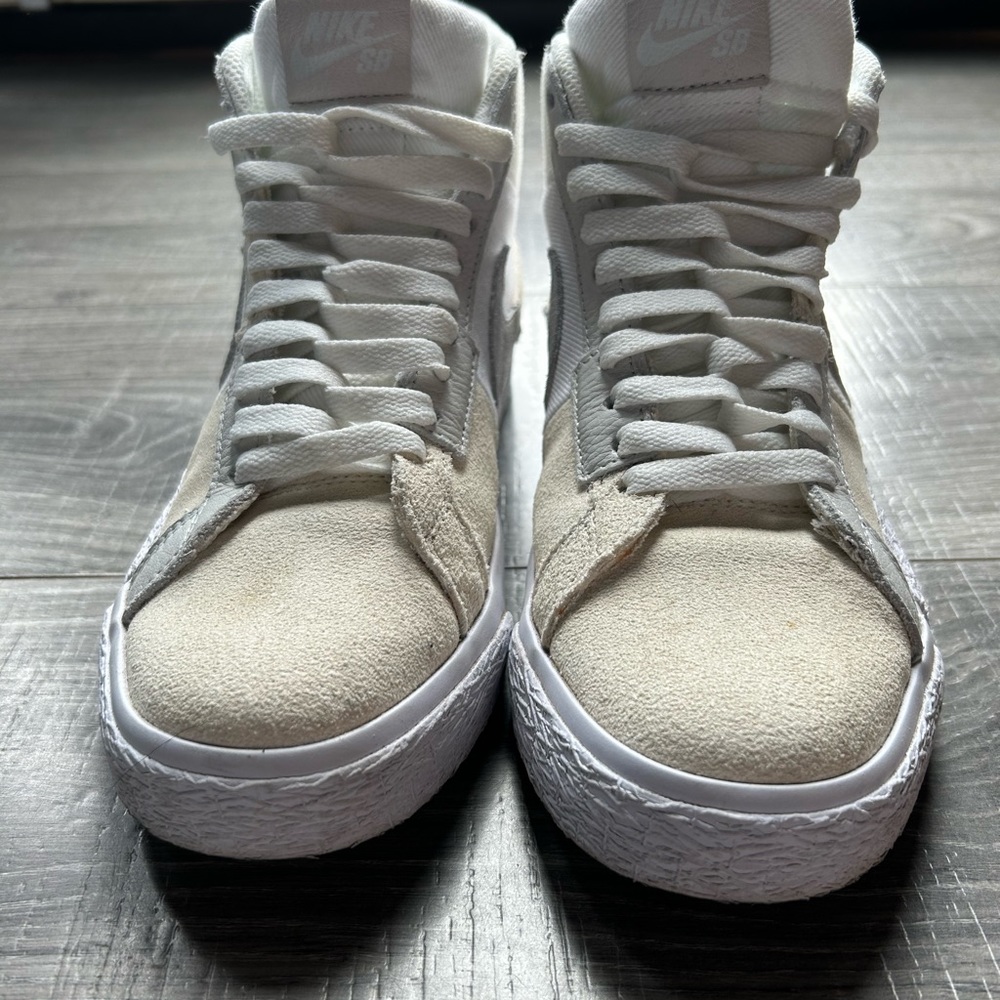 Nike SB Blazer Mid PRM Summit White Skate Shoes